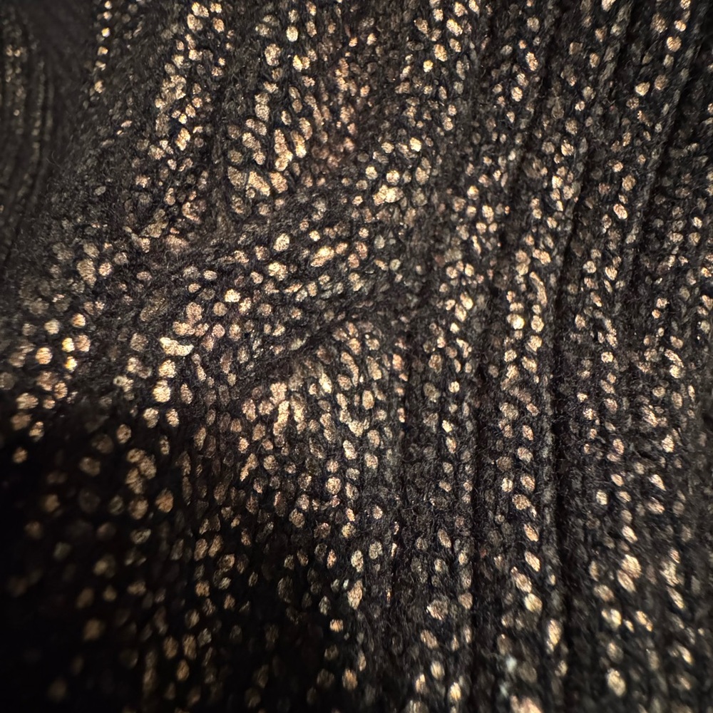 Pink Tartan 100% Wool Black and Bronze Knit Sweater - Picture 13 of 13